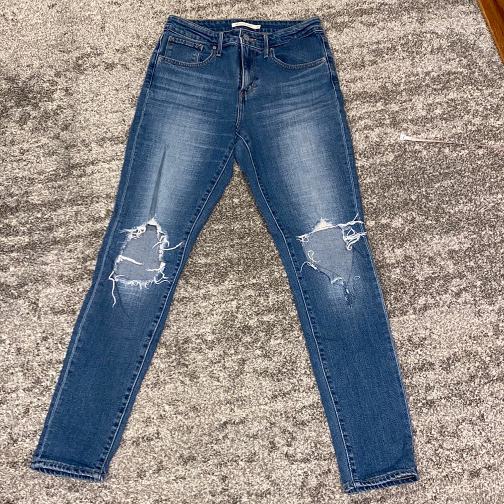 Levi’s 721 high rise skinny distressed jeans